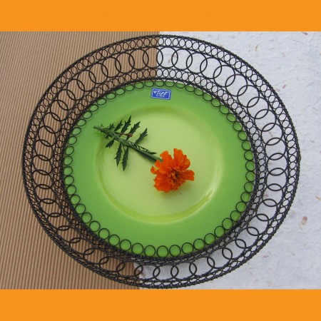 Odrátovaný talíř zelený